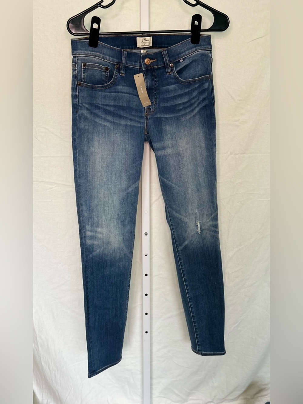 NWT J.Crew 8" Toothpick Tall Skinny Jeans Medium Wash Distressed Size 27T